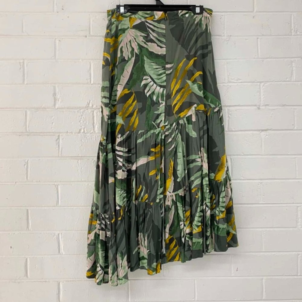 WITCHERY Tropical Island Green Tiered Midi Skirt - Picture 8 of 8